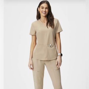NWT Small Scrub Top, Fabletics. Chai Color
